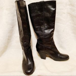 Arturo Chiang • Wide Calf Black Boots (8)